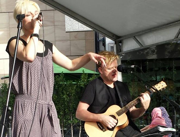 Under The Apple Tree Cover Band Melbourne - Music Trio